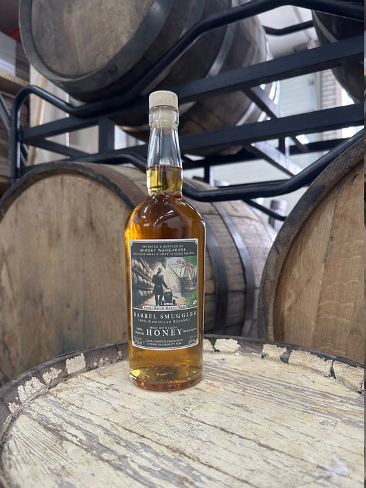 Barrel Smuggler rum met honing infusie